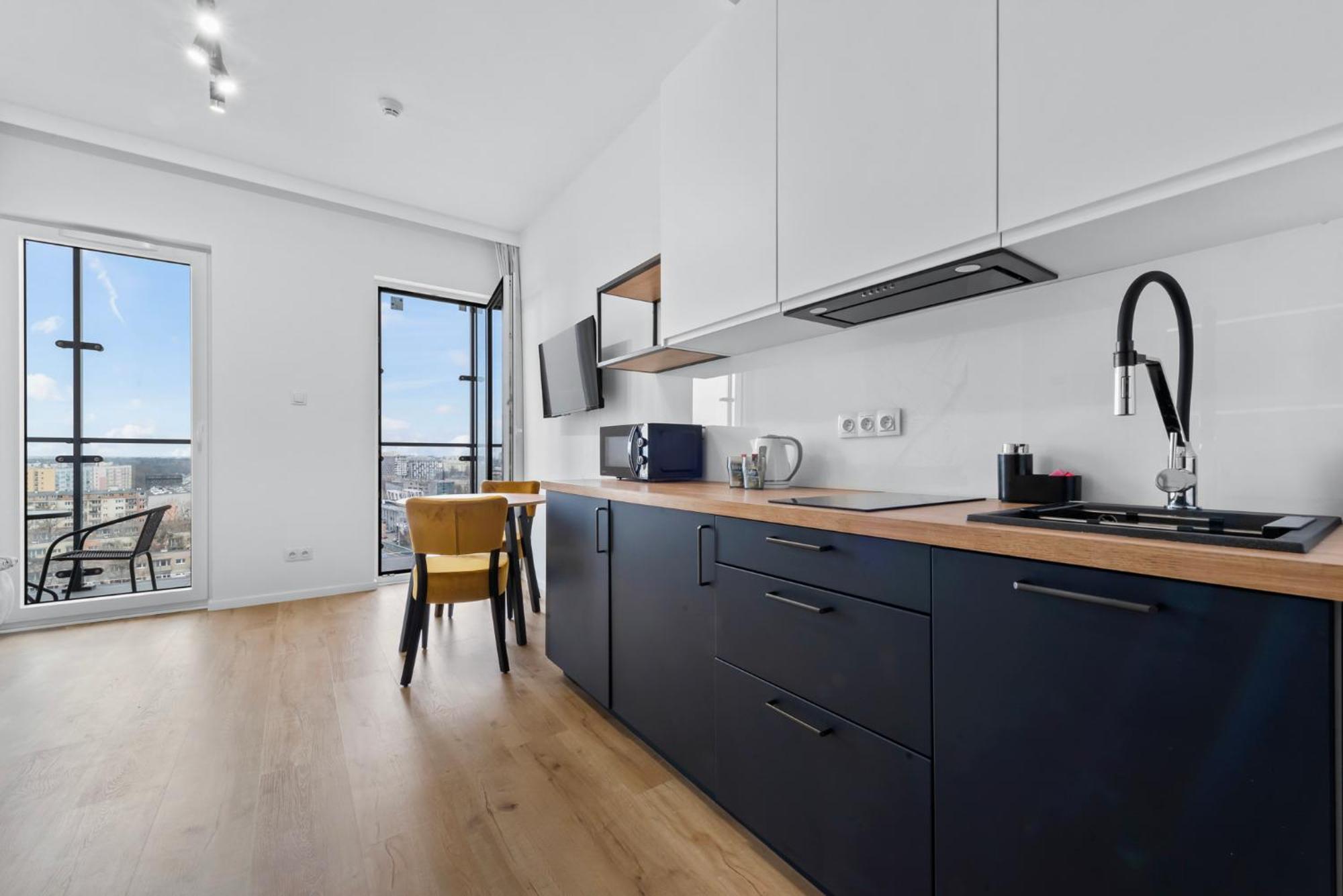 Rentplanet - Apartamenty Kasprzaka 바르샤바 외부 사진