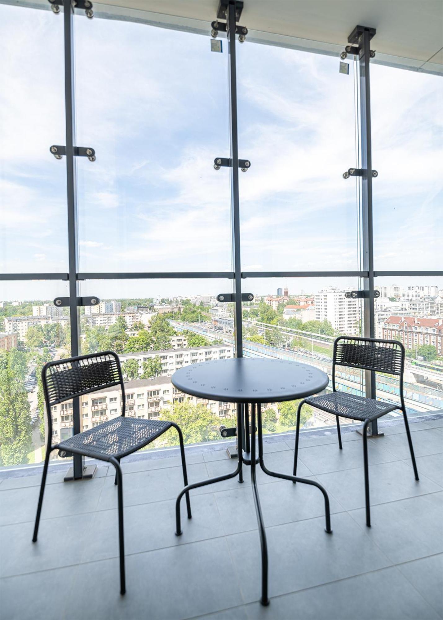 Rentplanet - Apartamenty Kasprzaka 바르샤바 외부 사진