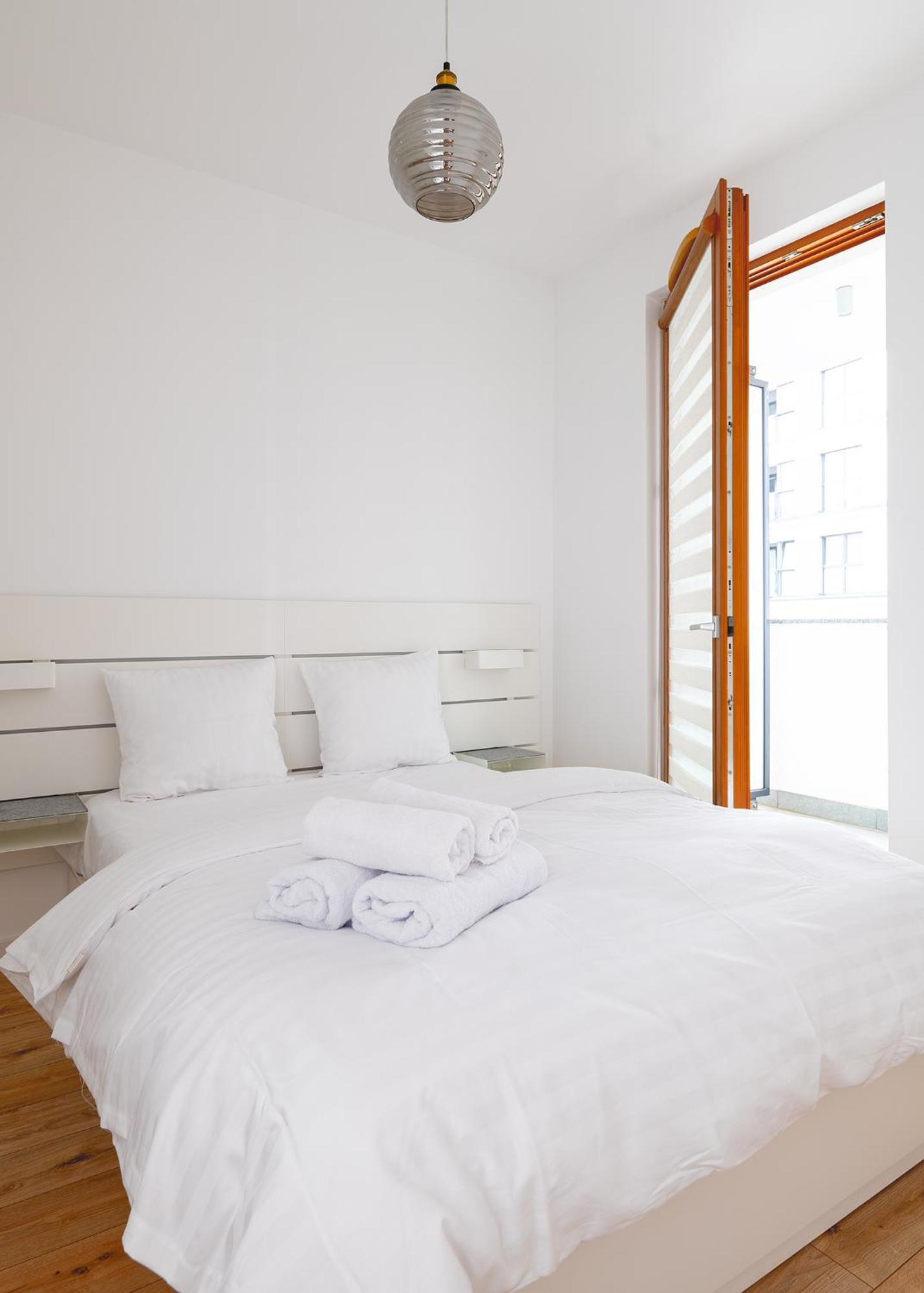 Rentplanet - Apartamenty Kasprzaka 바르샤바 외부 사진